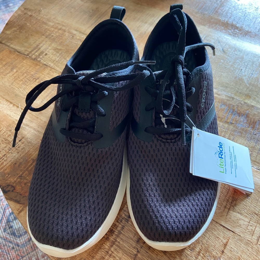 Brand new never worn croc tennis shoes!